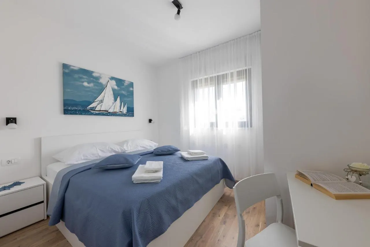 Apartman Ivan & Marko Trogir 0*,